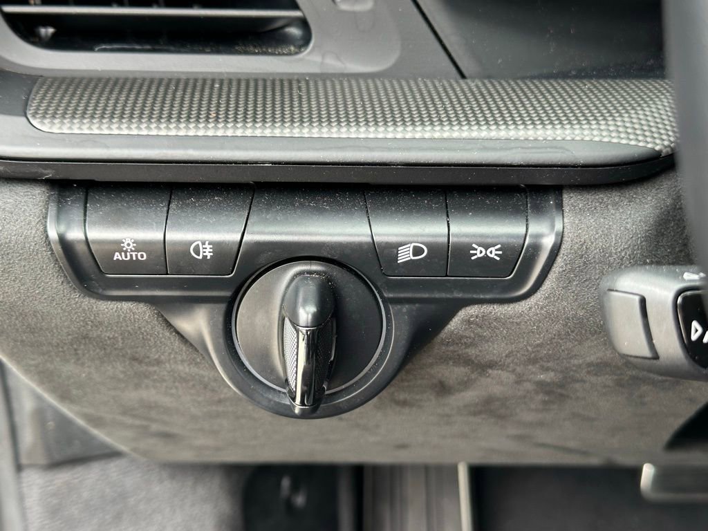 Certified 2024 Porsche 911 Carrera GTS image 32