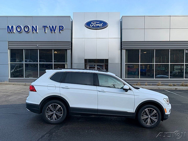 Used 2018 Volkswagen Tiguan SE w/ 18" Alloy Wheels Package image 1