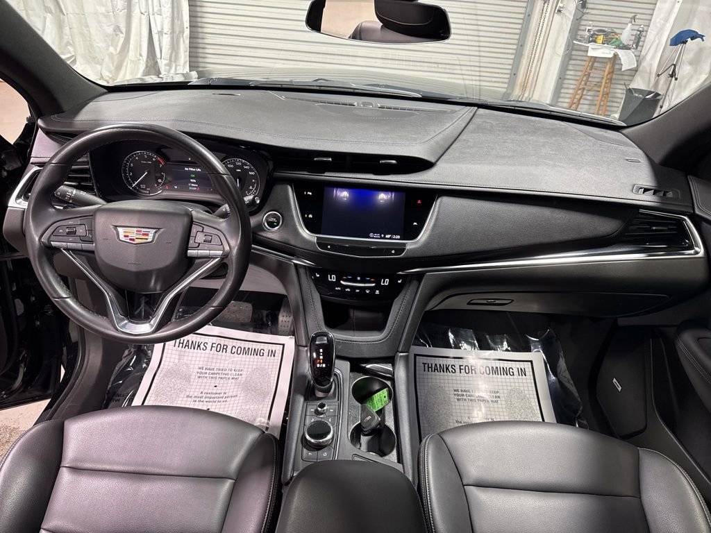 Used 2023 Cadillac XT6 Luxury image 19
