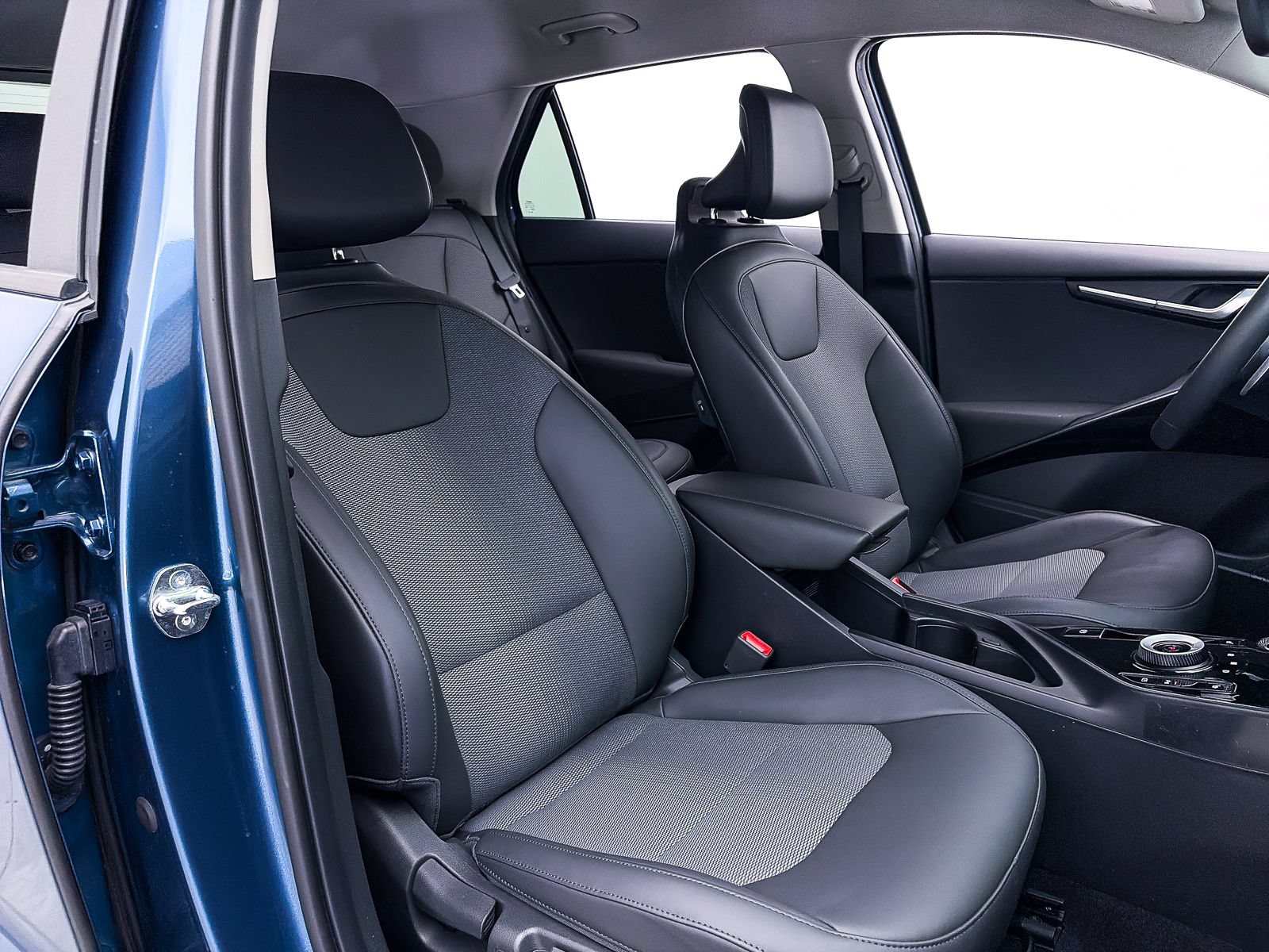 Certified 2024 Kia Niro Wind FWD image 36