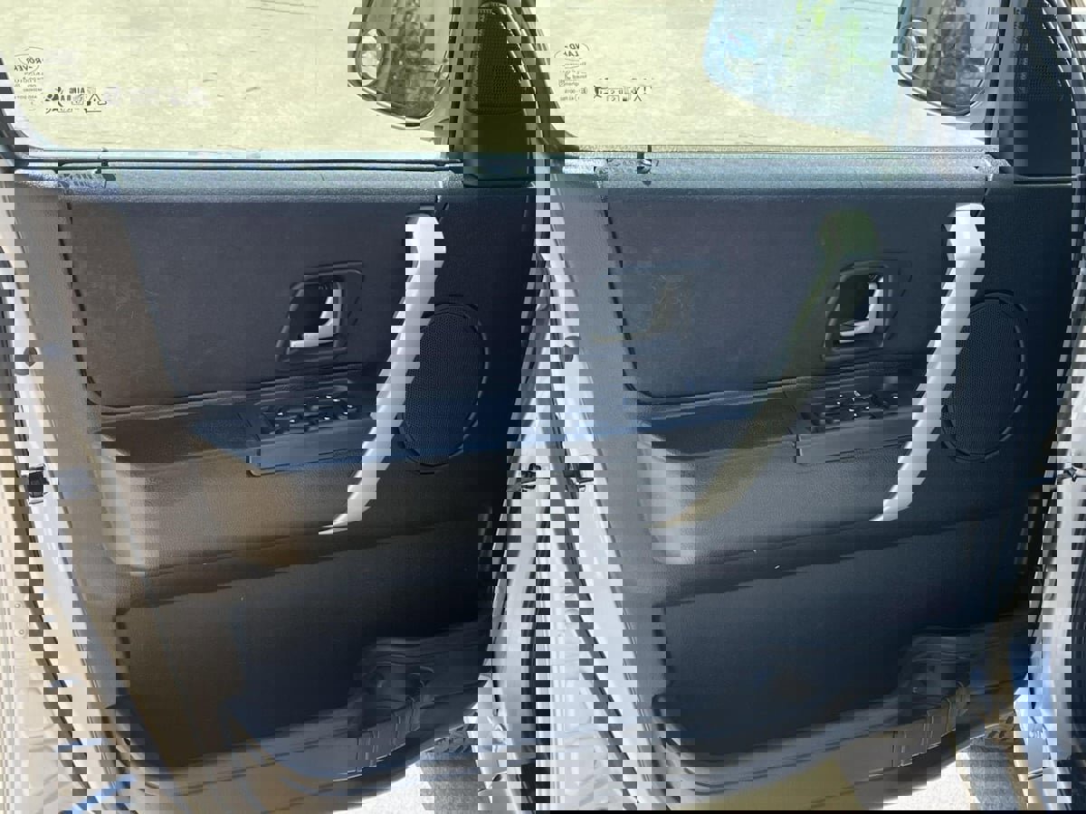 Used 2004 Land Rover Freelander SE image 15