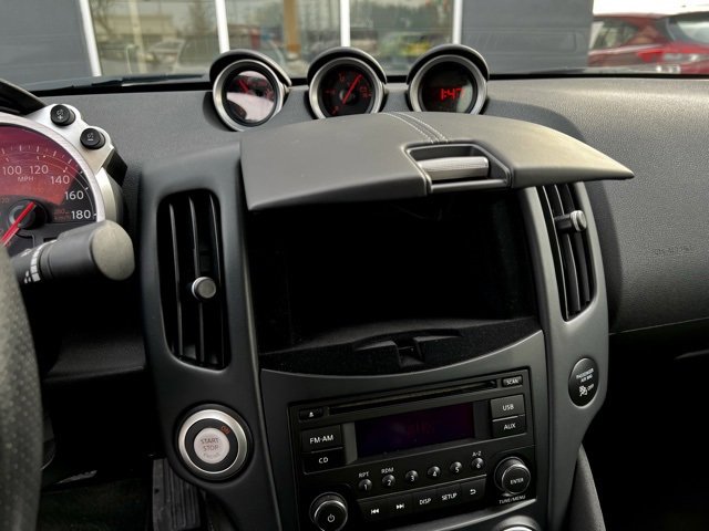 Used 2017 Nissan 370Z Roadster image 25