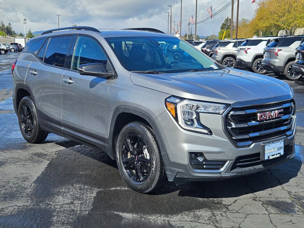 Used 2023 GMC Terrain AT4 AWD/4WD image 8