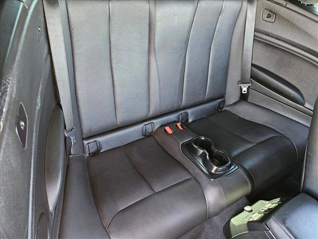 Used 2018 BMW 230i Convertible image 17