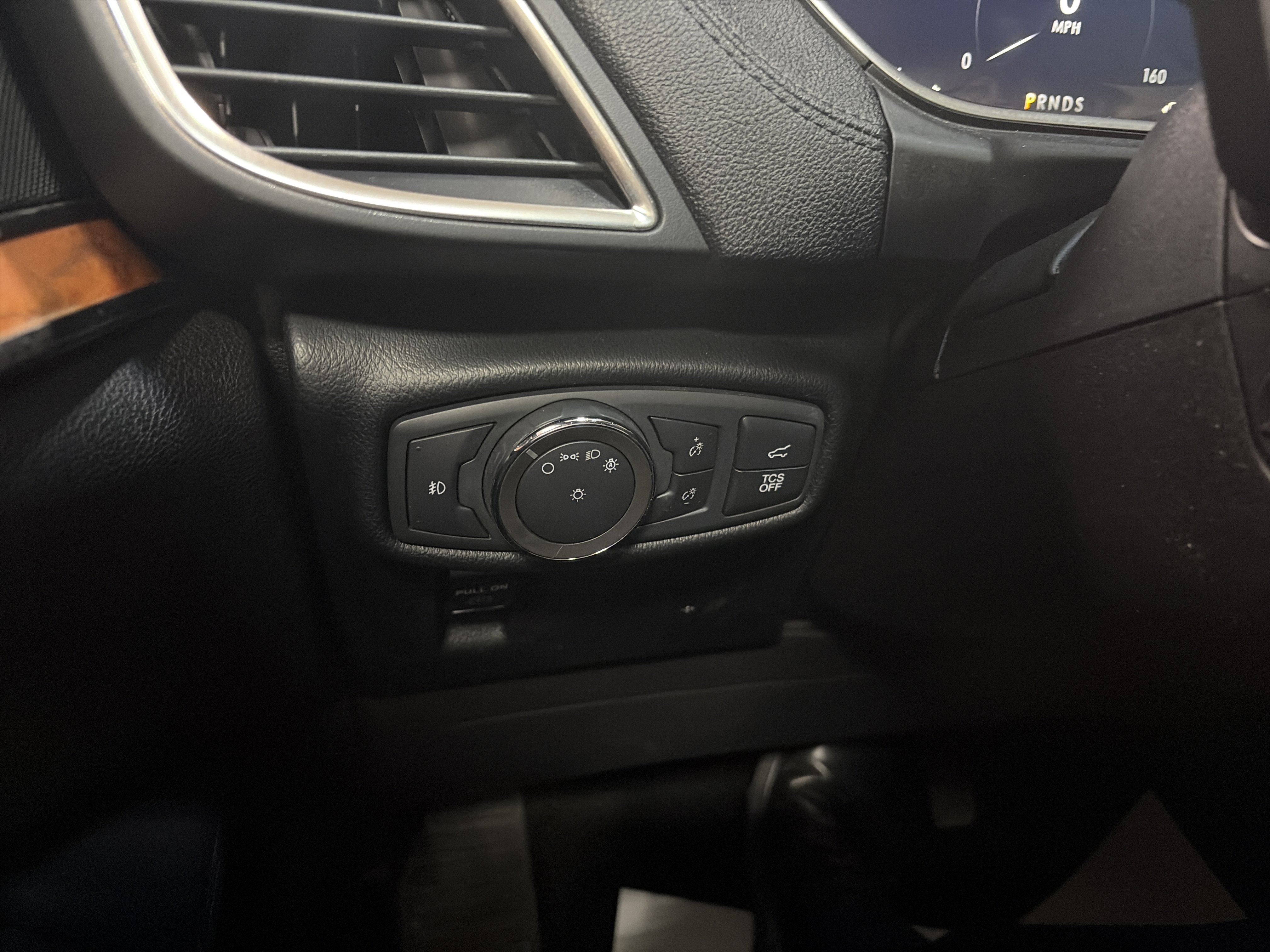 Used 2020 Lincoln Nautilus Reserve w/ Cargo Utility Package image 18