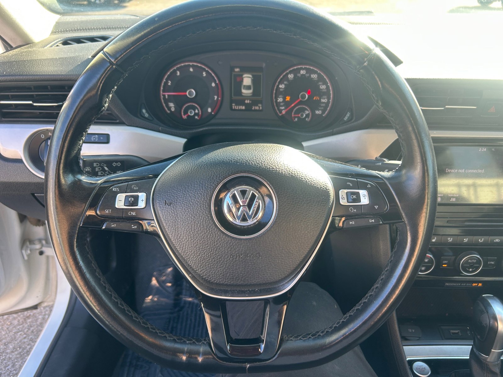 Used 2020 Volkswagen Passat 2.0T SE image 17