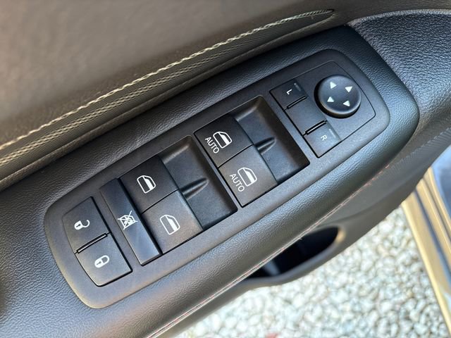 Used 2025 Dodge Durango GT AWD/4WD image 25