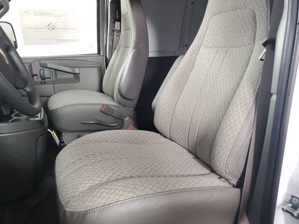 New 2026 Chevrolet Express 2500 w/ Driver Convenience Package RWD image 12