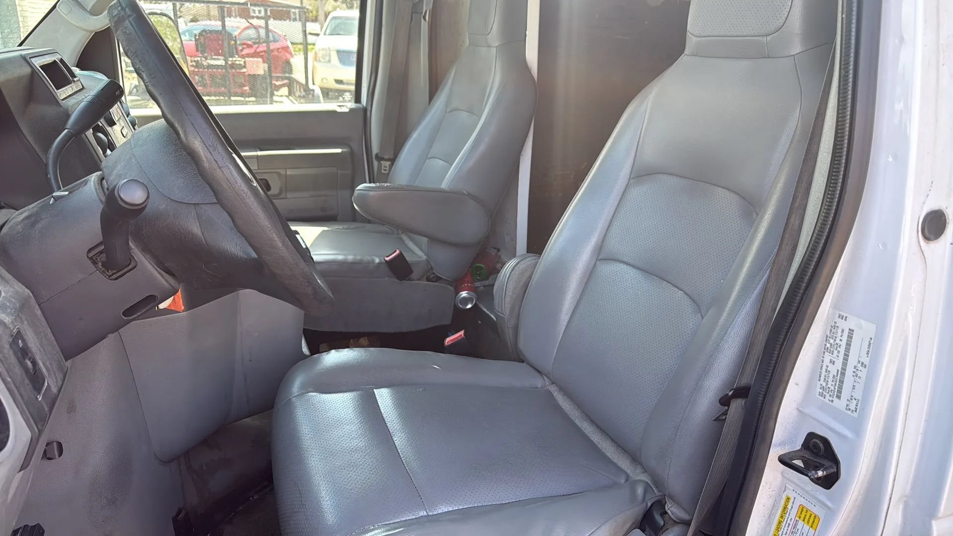 Used 2016 Ford E-450 and Econoline 450 Super Duty w/ Power Windows & Locks Group RWD image 9