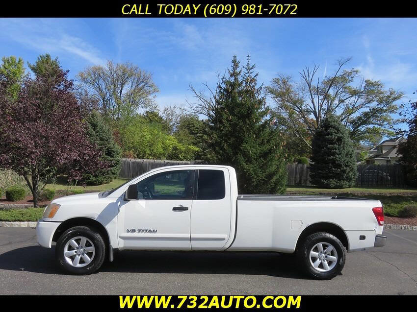 Used 2008 Nissan Titan SE image 2