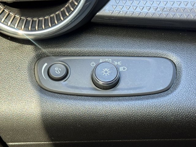 Certified 2024 Chevrolet Trax ACTIV w/ Driver Confidence Package FWD image 23