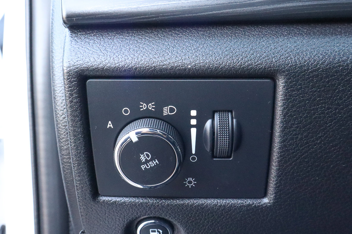 Used 2021 Jeep Grand Cherokee Laredo X AWD/4WD image 16