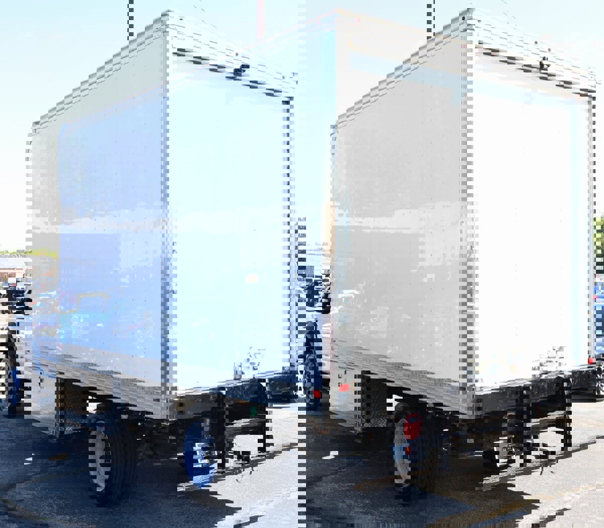 Used 2022 Ford F550 2WD Regular Cab Super Duty image 3