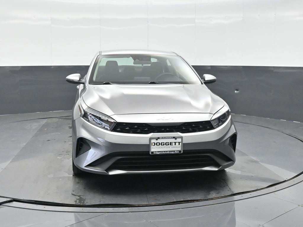 Used 2023 Kia Forte LXS w/ LXS Technology Package image 11