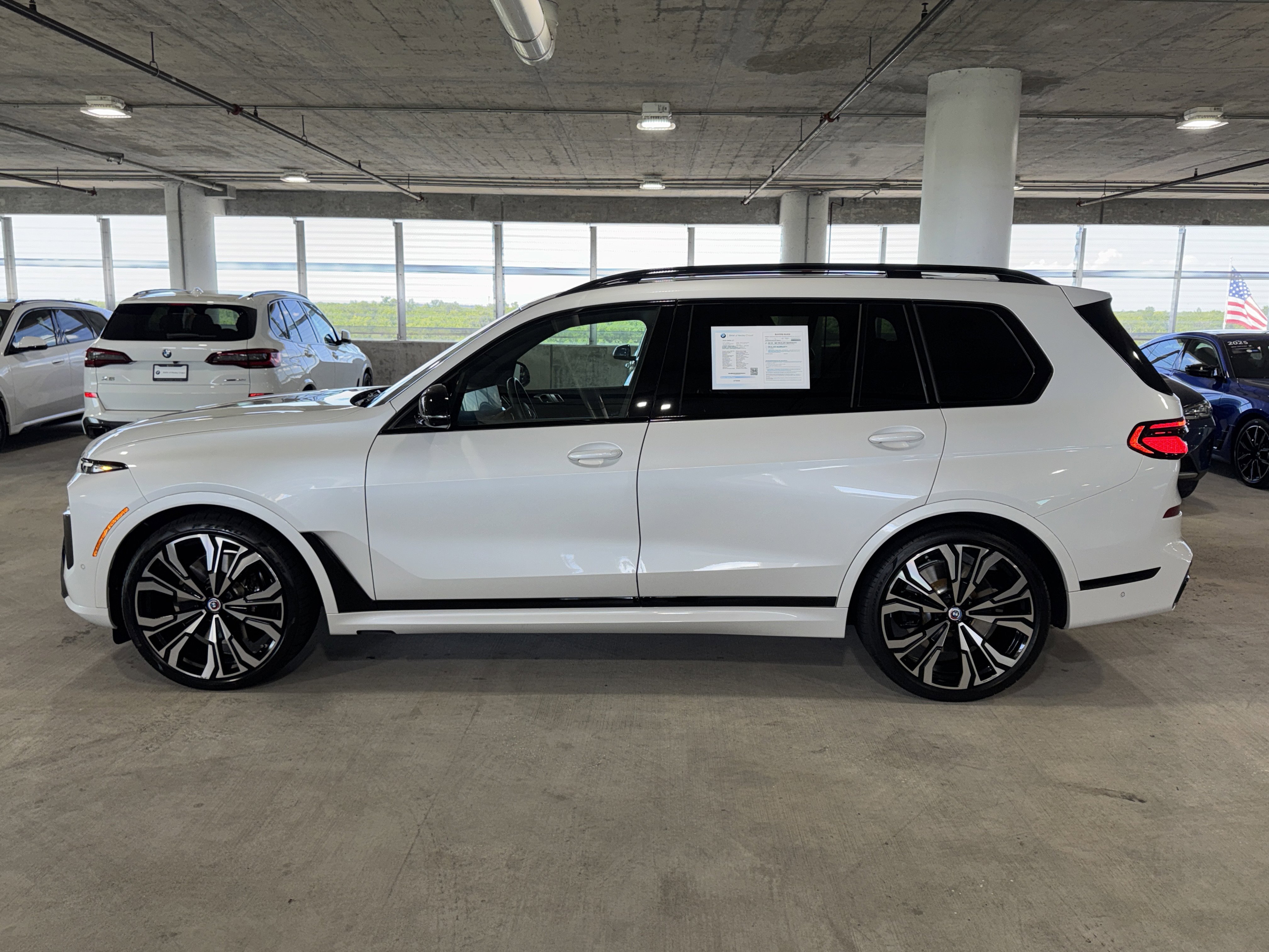 Certified 2023 BMW X7 M60i w/ Executive Package AWD/4WD image 5