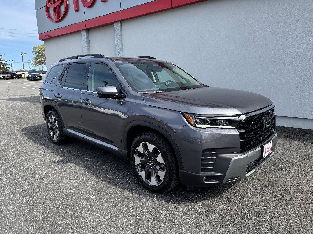 Used 2026 Honda Pilot Touring image 4