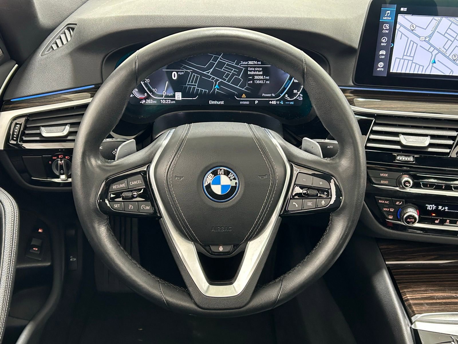 Used 2023 BMW 530e xDrive w/ Executive Package image 13