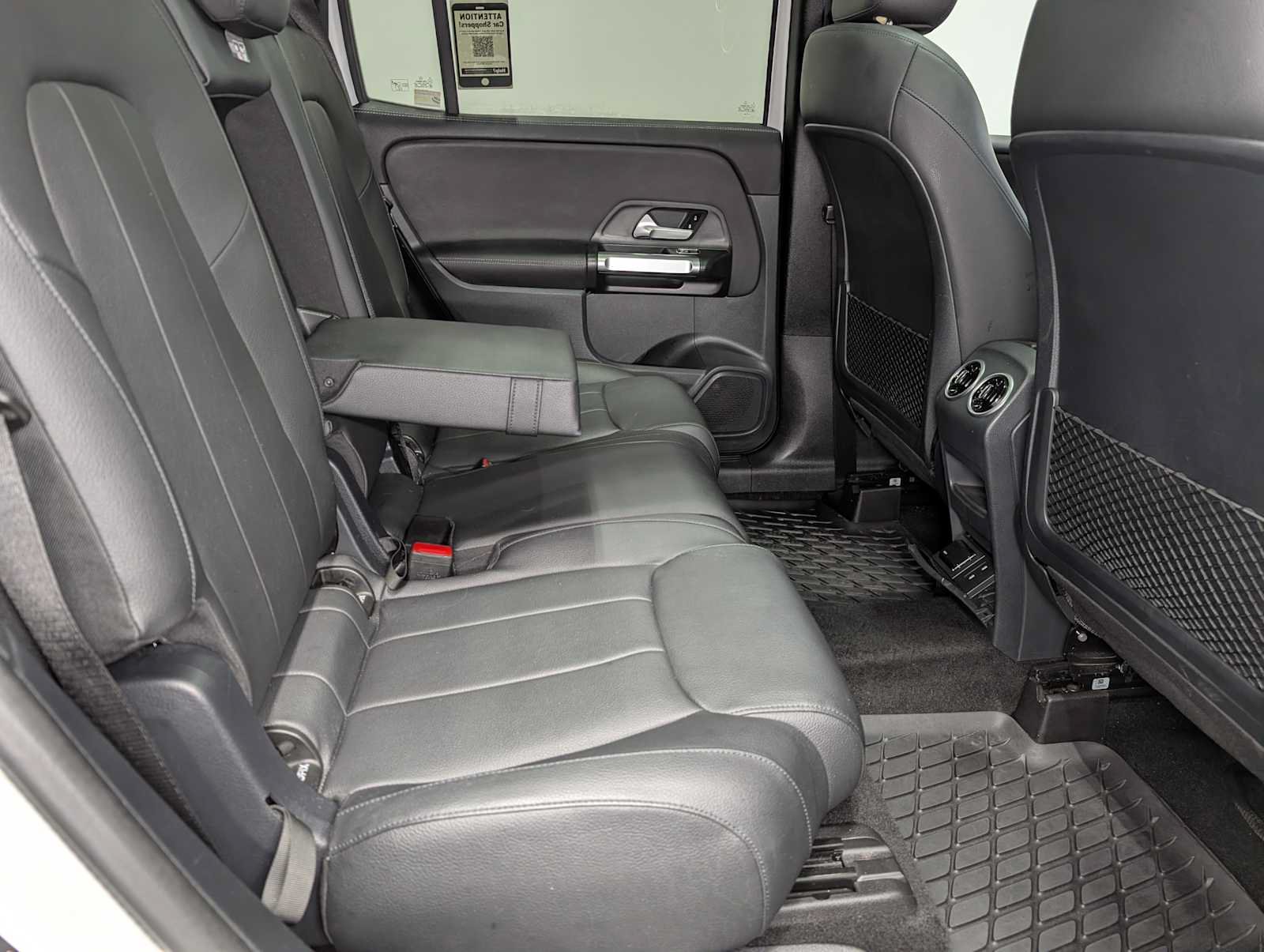 Used 2022 Mercedes-Benz GLB 250 4MATIC image 35