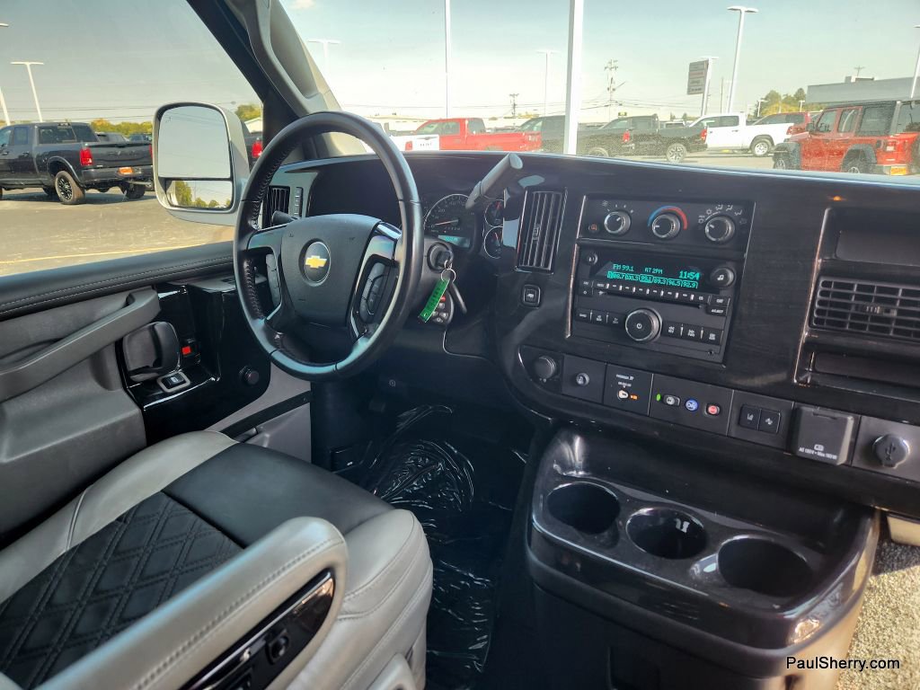 Used 2021 Chevrolet Express 2500 LS w/ Enhanced Convenience Package image 38