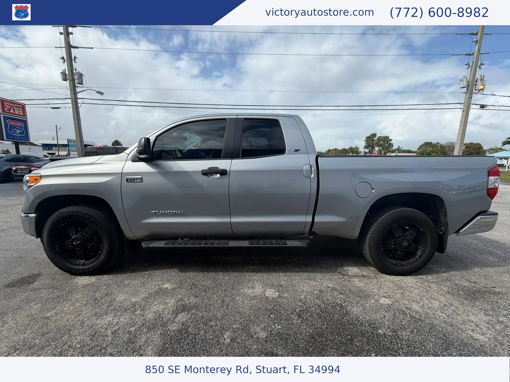 Used 2017 Toyota Tundra SR5 w/ SR5 Upgrade Package AWD/4WD image 6