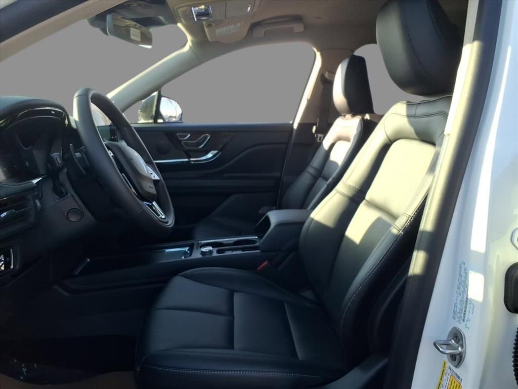 New 2026 Lincoln Corsair Premiere image 20