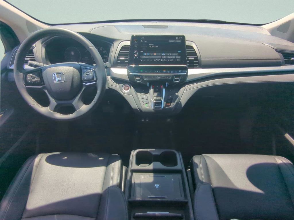 Used 2025 Honda Odyssey EX-L image 12