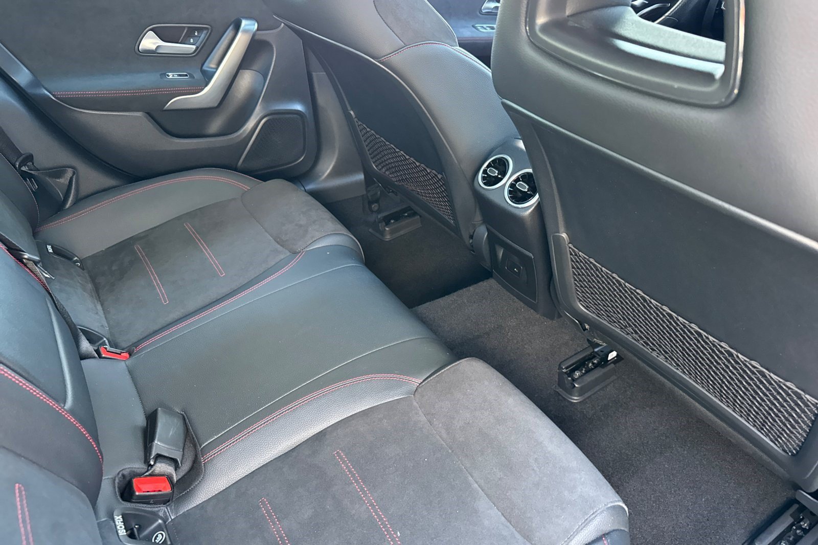 Certified 2023 Mercedes-Benz CLA 250 image 33