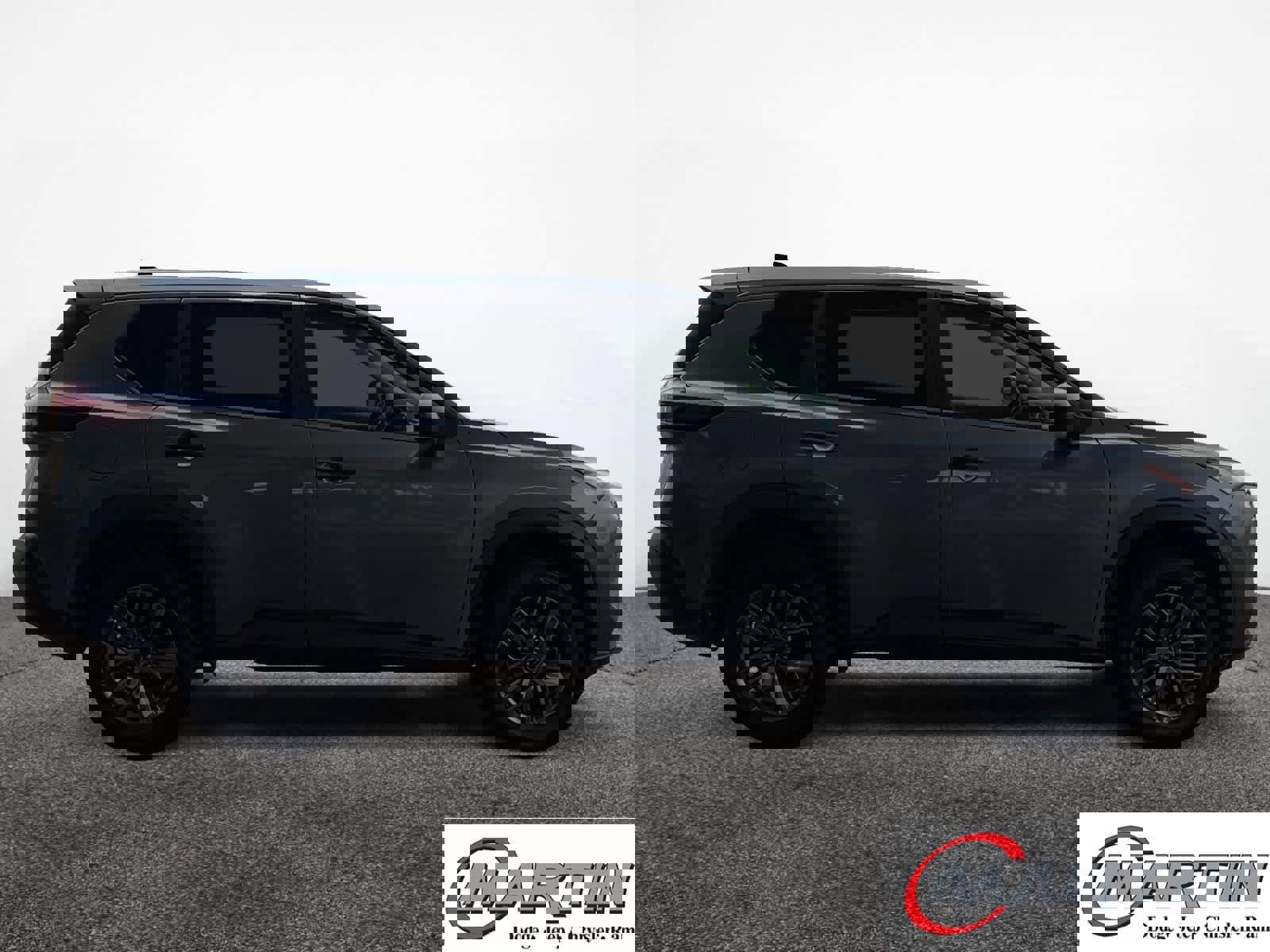 Used 2023 Nissan Rogue S image 6