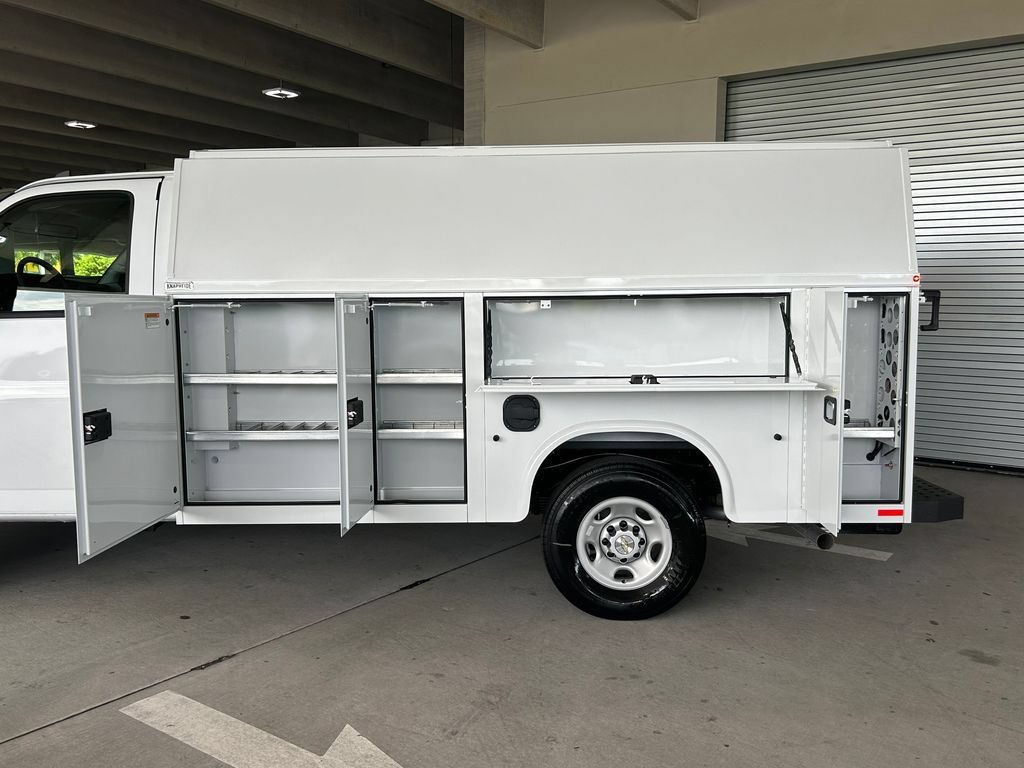 New 2026 Chevrolet Express 3500 w/ Power Convenience Package RWD image 40