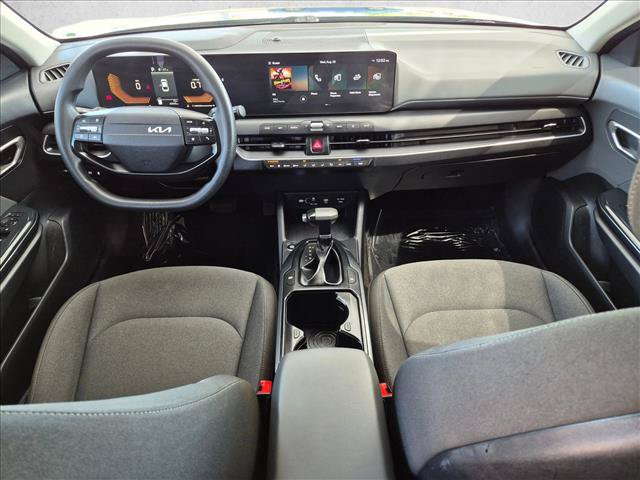 Used 2025 Kia K4 FWD image 18