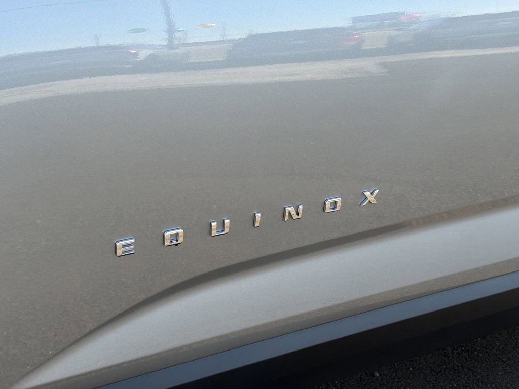 New 2026 Chevrolet Equinox LT image 24