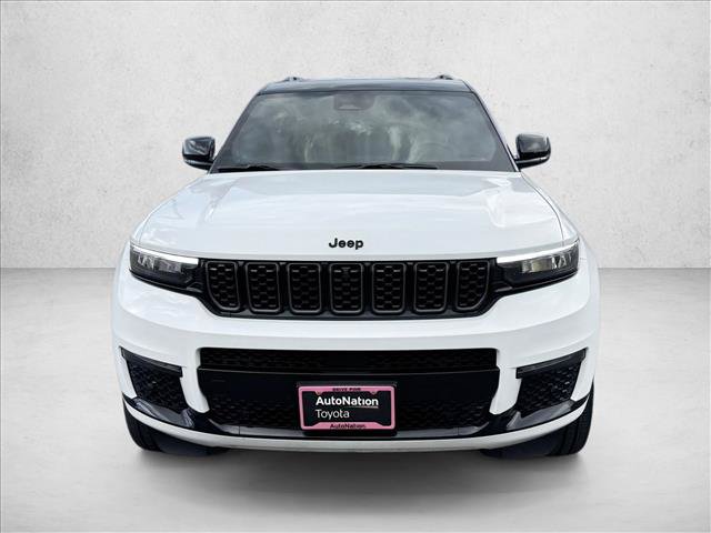 Used 2025 Jeep Grand Cherokee L Summit AWD/4WD image 2