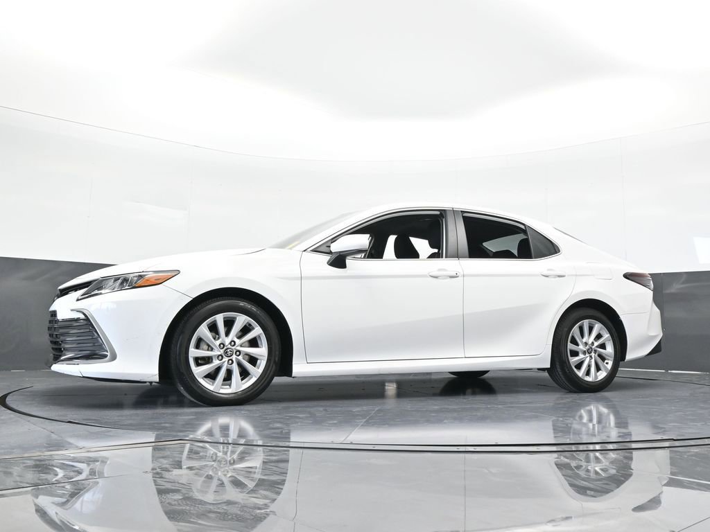 Used 2024 Toyota Camry LE image 55