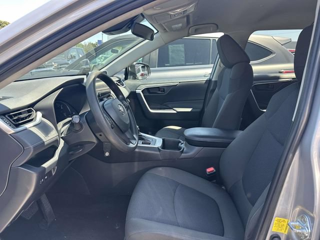 Used 2023 Toyota RAV4 LE AWD/4WD image 21