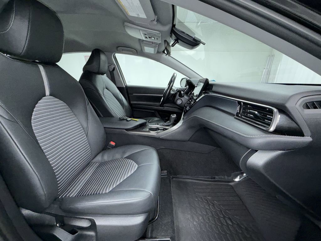 Certified 2023 Toyota Camry SE w/ Cold Weather Package FWD image 5