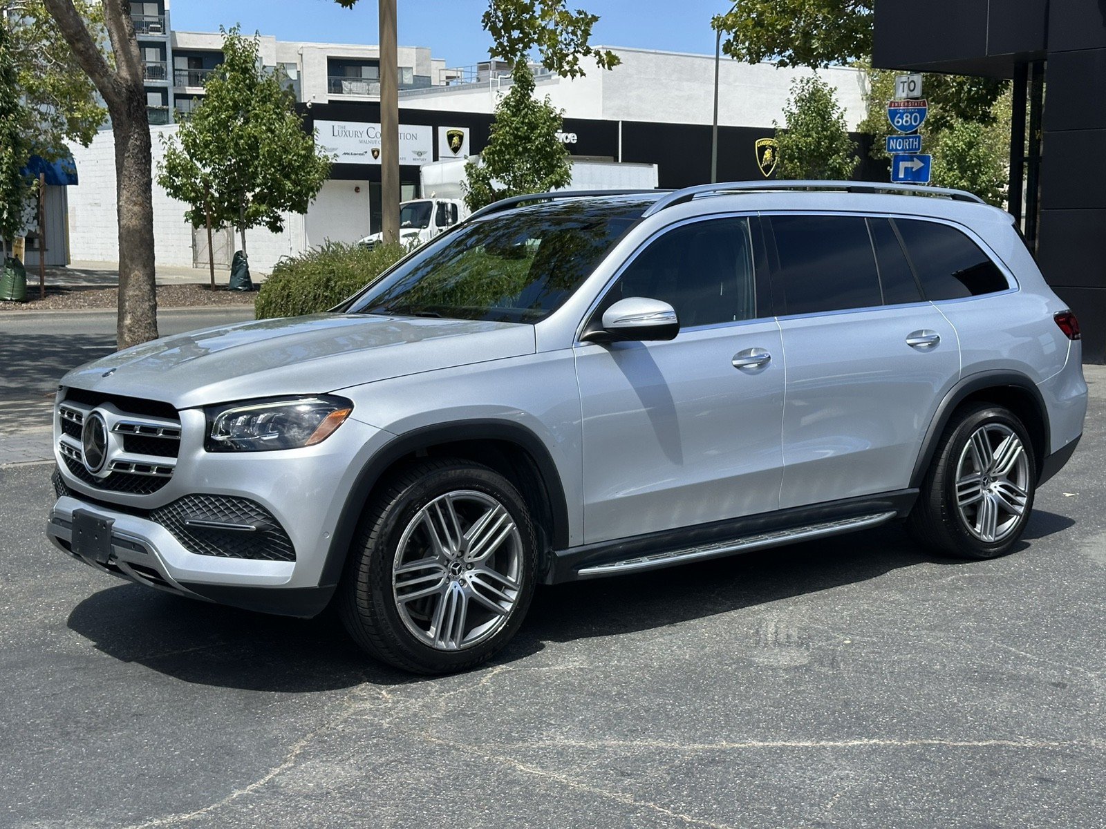 Used 2020 Mercedes-Benz GLS 450 4MATIC image 3