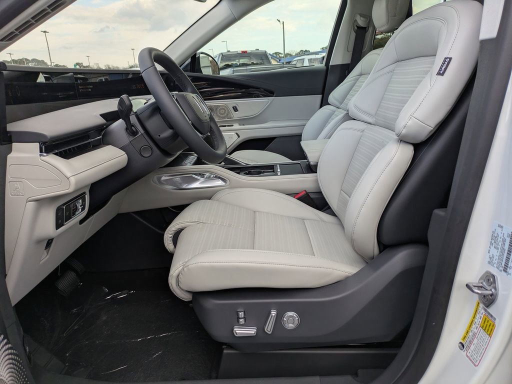 New 2026 Lincoln Nautilus Reserve AWD/4WD image 21