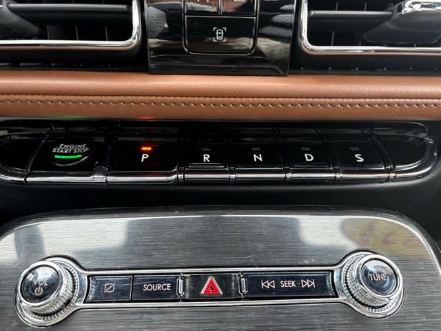 Used 2023 Lincoln Nautilus Reserve image 21