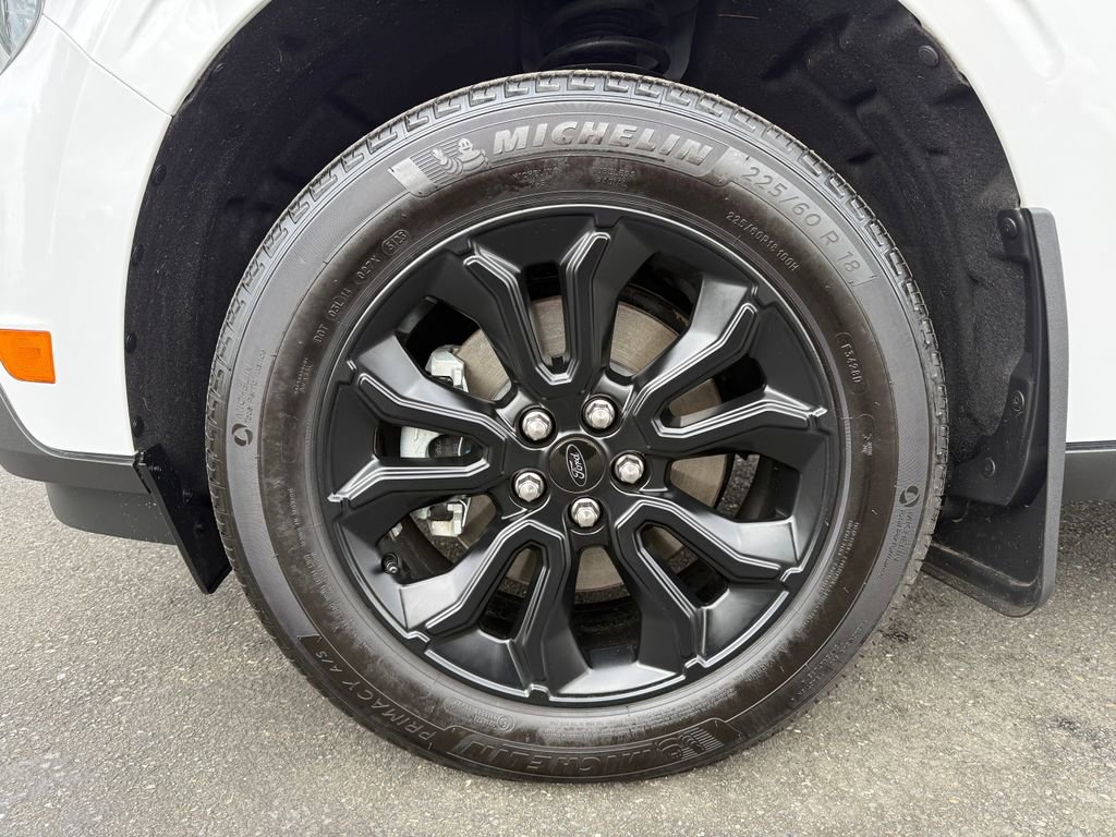 Used 2024 Ford Maverick Lariat w/ Black Appearance Package image 11