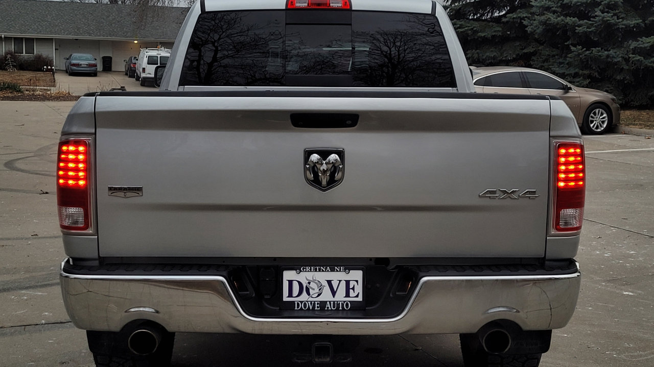 Used 2017 RAM 1500 Laramie image 4