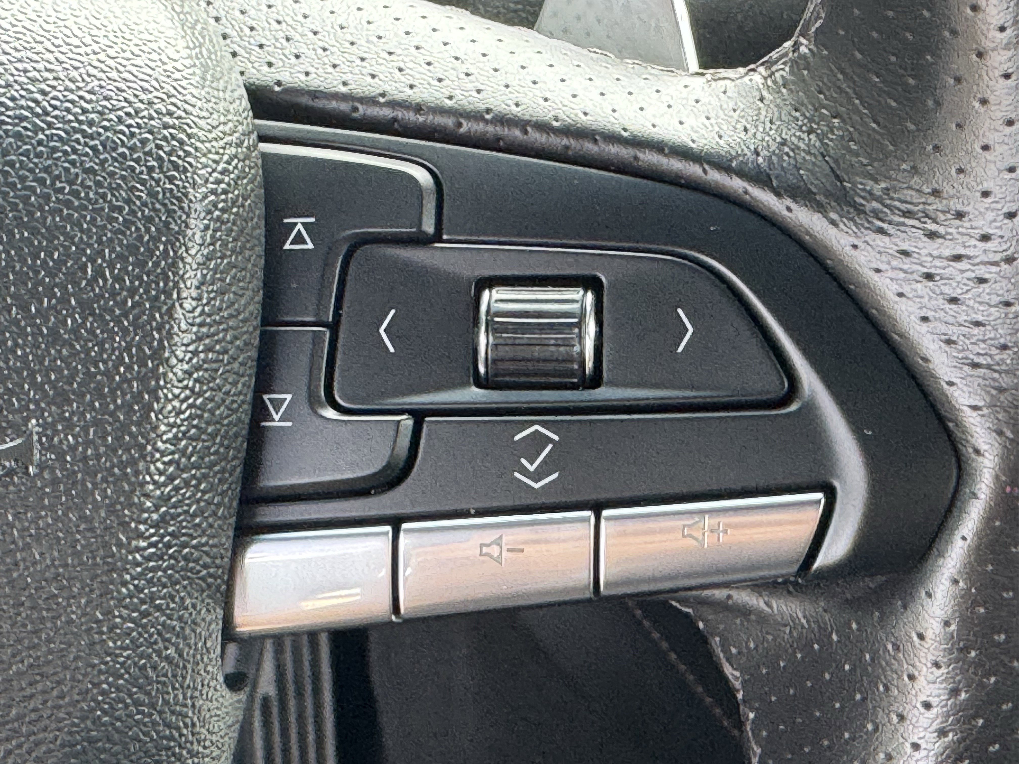 Used 2023 Cadillac CT5 Sport RWD image 23