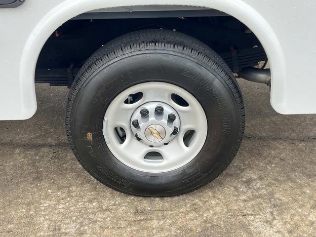 New 2025 Chevrolet Express 3500 w/ Power Convenience Package image 16