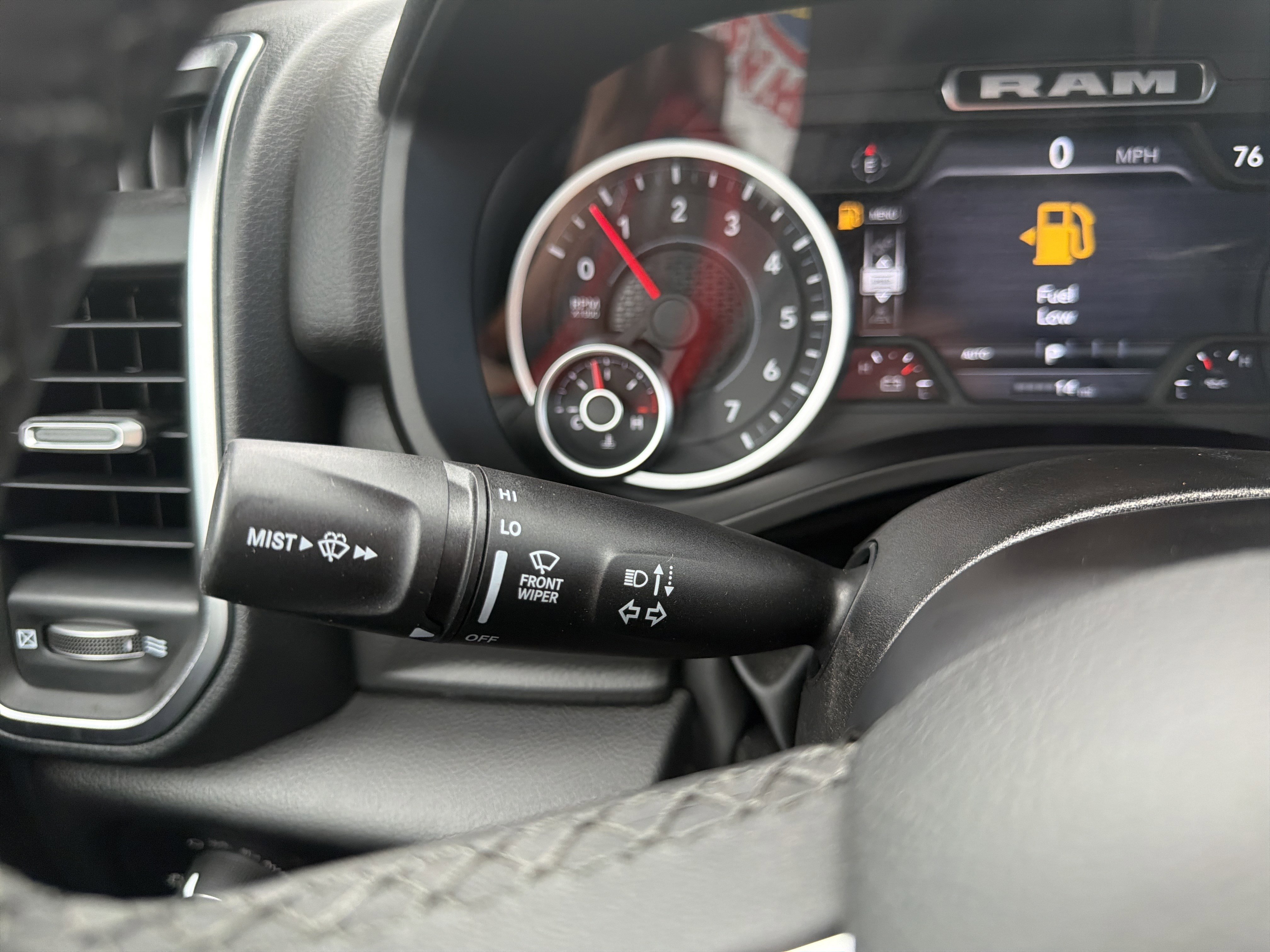 New 2026 RAM 1500 4x4 Crew Cab image 24