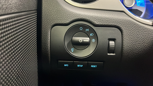 Used 2010 Ford Mustang GT RWD image 25