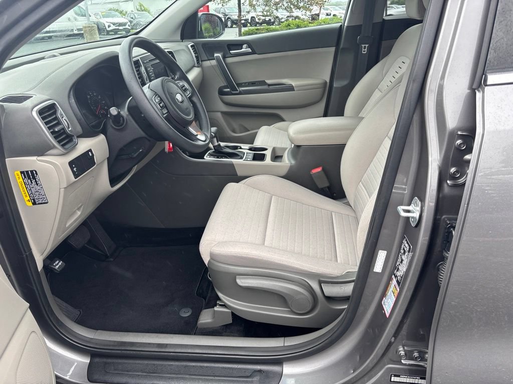 Used 2018 Kia Sportage LX AWD/4WD image 11