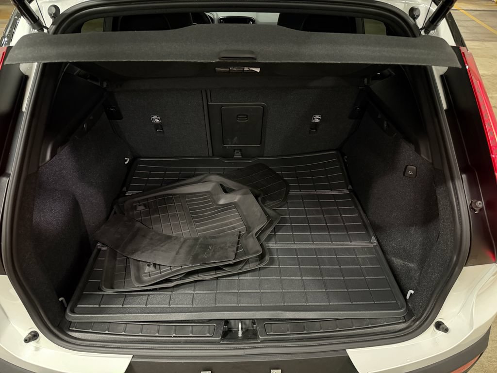 Certified 2024 Volvo XC40 Recharge Ultimate w/ Protection Package Premier AWD/4WD image 26