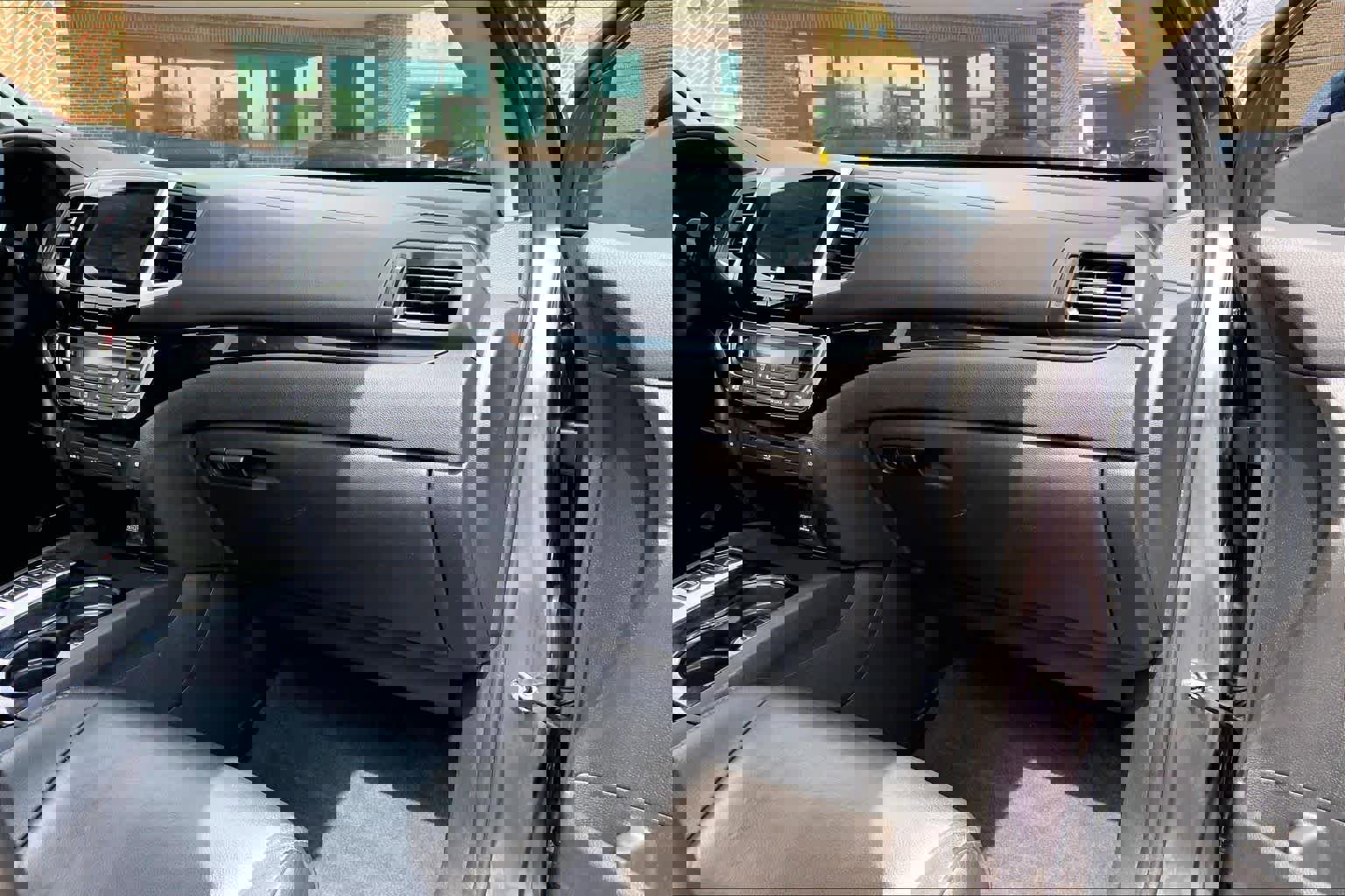 Used 2017 Honda Pilot Touring image 18