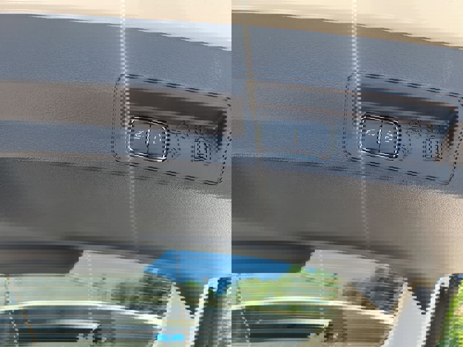 New 2025 Ford Explorer Active w/ Active Comfort Package image 11