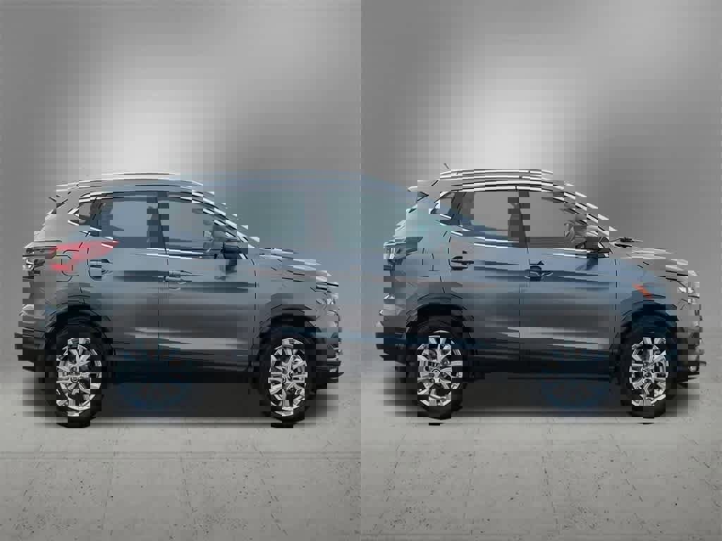 Used 2022 Nissan Rogue Sport SV w/ Technology Package image 7