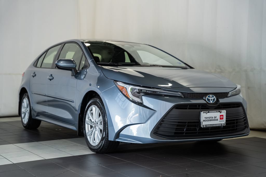Used 2025 Toyota Corolla LE w/ LE Premium Package